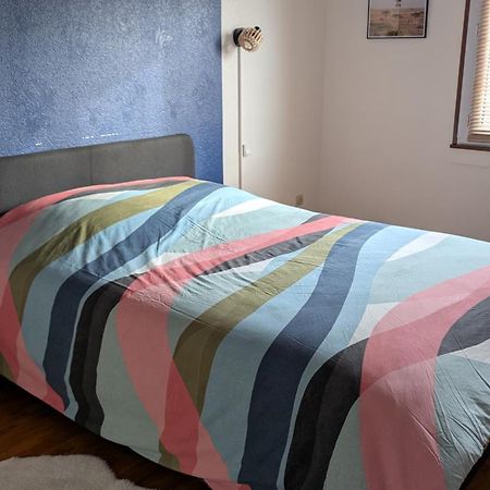 Joli Appartement Proche Gare Молсайм Екстериор снимка
